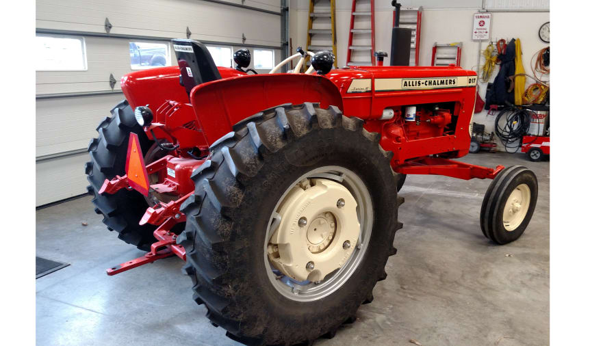 1963 Allis-Chalmers D17 Series III 2WD Tractor BigIron Auctions