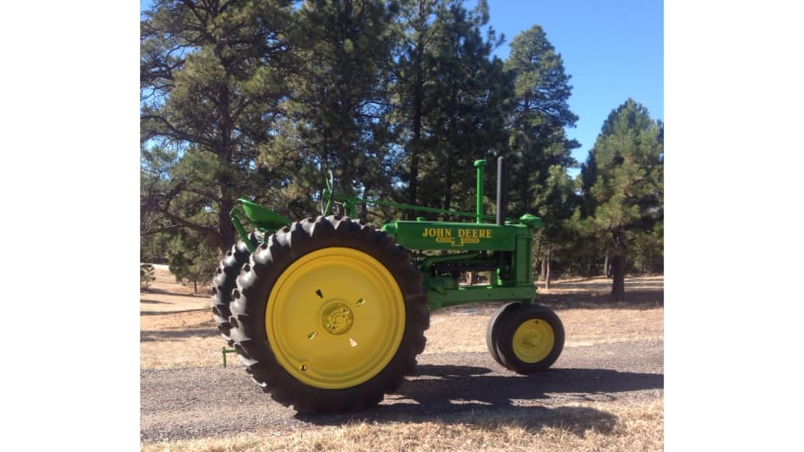 1937 John Deere B Unstyled for Sale at Auction Mecum Auctions