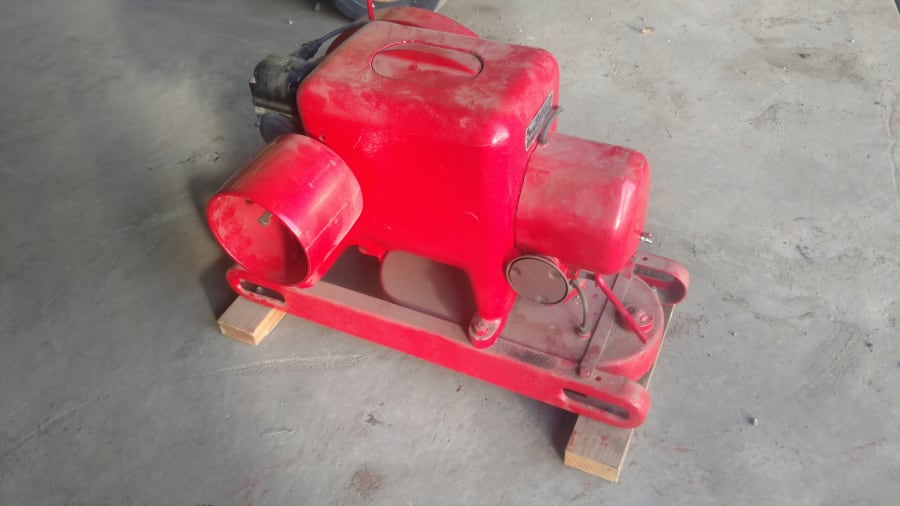 IH La Red Hit And Miss Motor for Sale at Auction Mecum Auctions