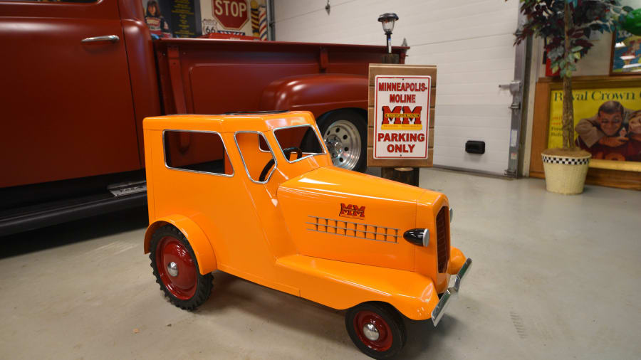 MinneapolisMoline UDLX Pedal Tractor for Sale at Auction Mecum Auctions