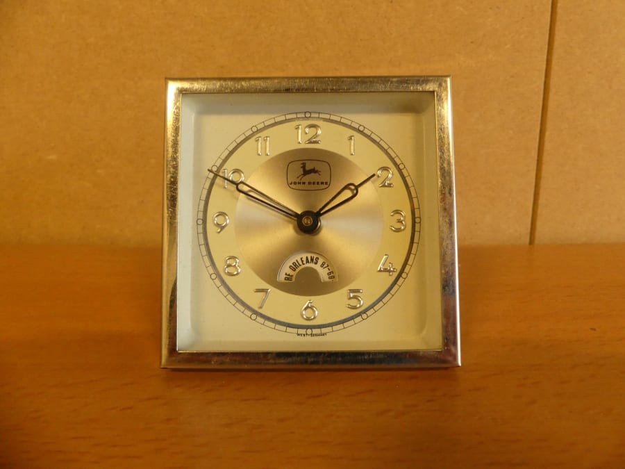 John Deere Clock at Davenport 2020 as H216 - Mecum Auctions