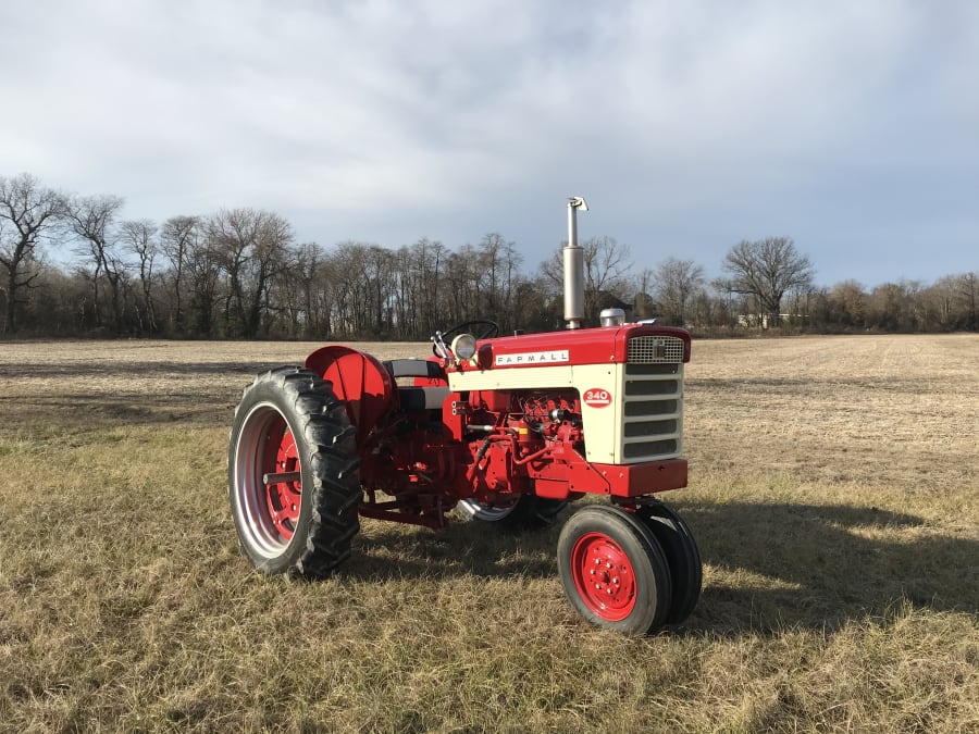 1959 Farmall 340 for Sale at Auction - Mecum Auctions