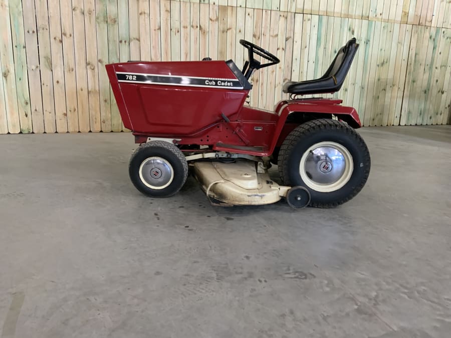International Harvester Cub Cadet 782 for Sale at Auction Mecum Auctions