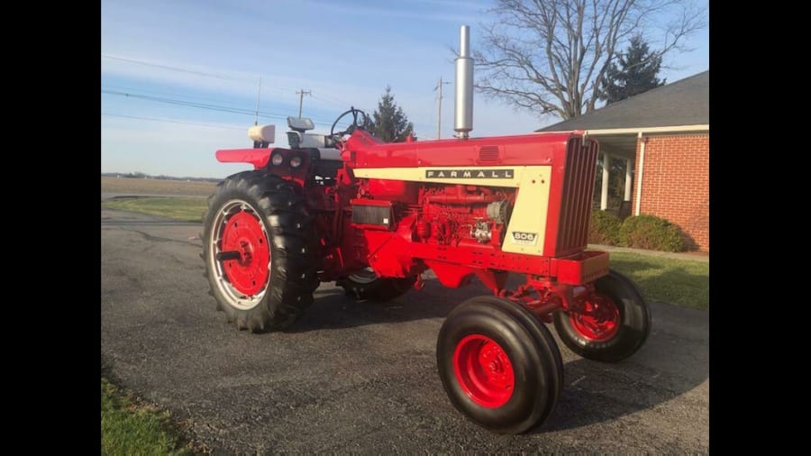 Farmall 806 for Sale at Auction Mecum Auctions