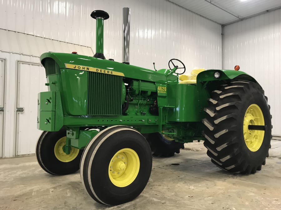 1972 John Deere 4620 Standard for Sale at Auction Mecum Auctions