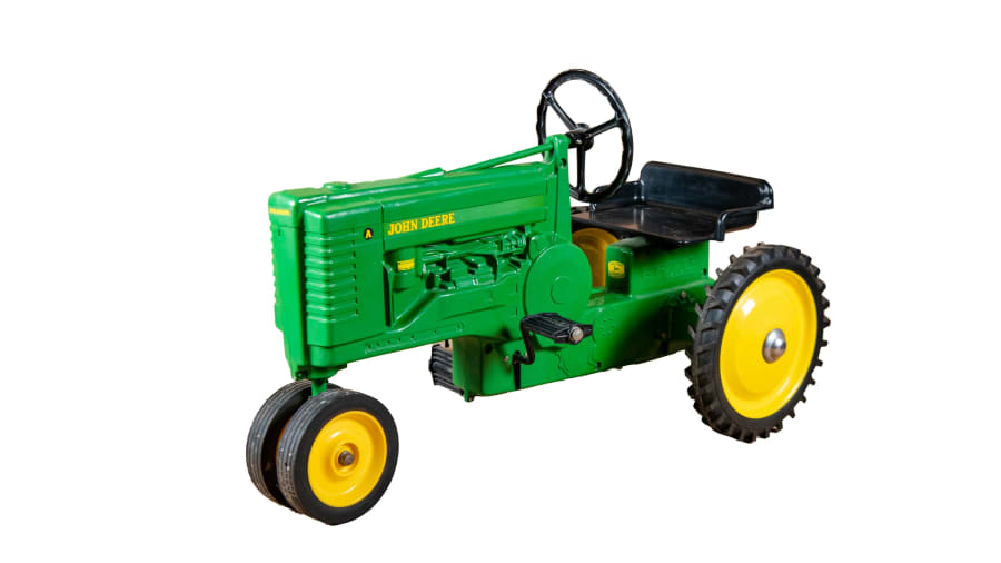 Antique John Deere Toy Pedal Tractors | Wow Blog