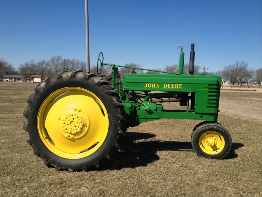 1942 John Deere B for Sale at Auction Mecum Auctions