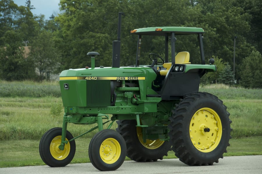 John Deere 4240 at Gone Farmin' Walworth 2013 as S101 Mecum Auctions