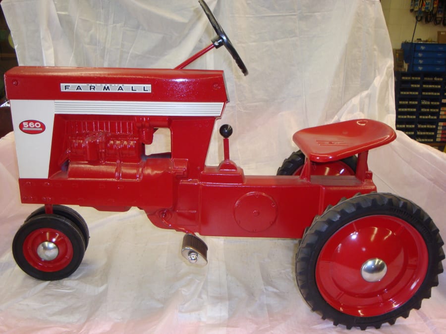 Farmall pedal hot sale tractors for sale