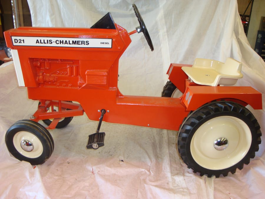 Allis chalmers pedal hotsell tractor for sale