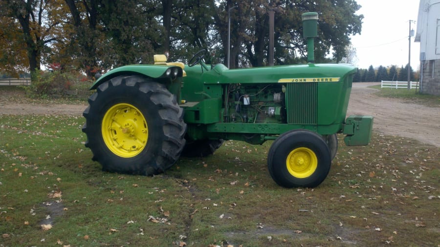 John Deere 5020 Wheatland For Sale At Auction Mecum Auctions 3069