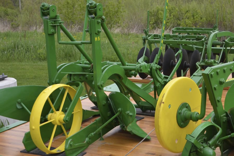 John Deere Two Way Plow For Sale At Auction Mecum Auctions 5001