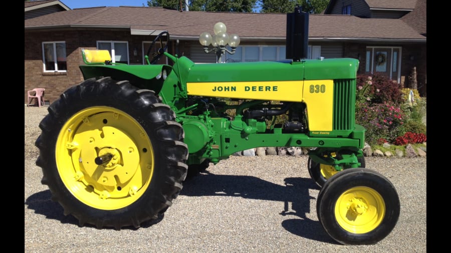 John Deere 630 at Gone Farmin' Iowa 2014 as S56 - Mecum Auctions