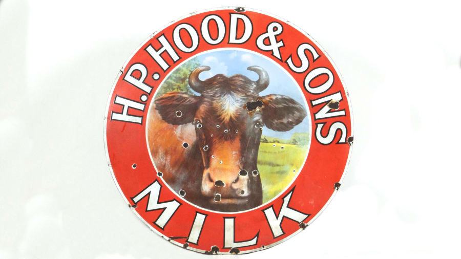 Hp Hood SSP 72x38x12 at Gone Farmin' Nashville 2015 as M106 Mecum