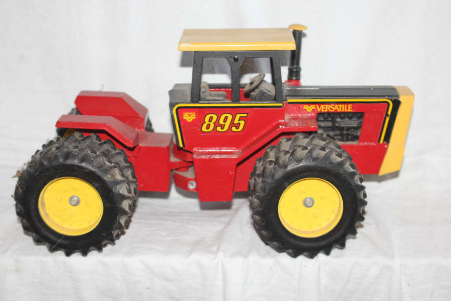 Scale Models Versatile 895 for Sale at Auction Mecum Auctions