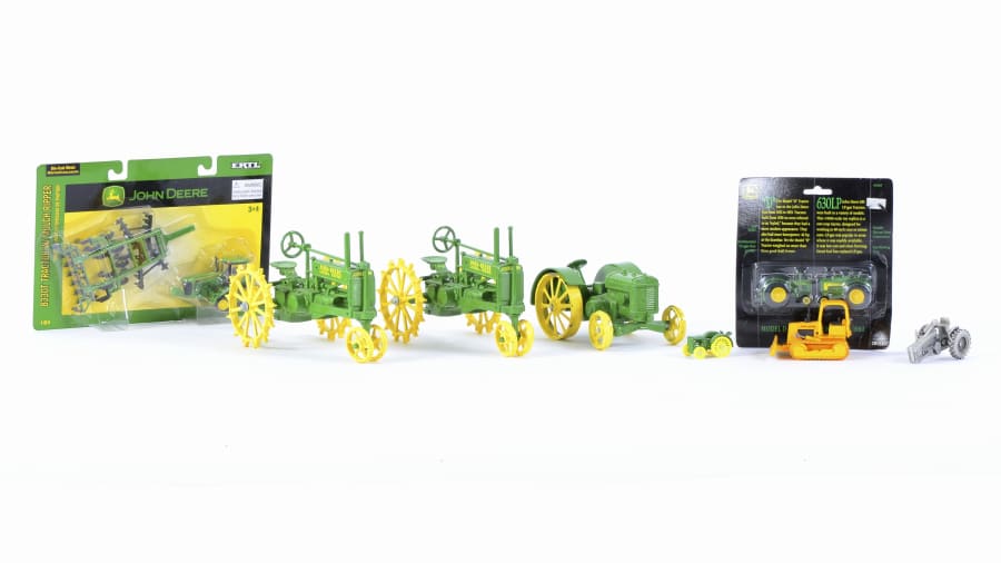 Misc Toys at Gone Farmin' Iowa Premier 2015 as T42 Mecum Auctions