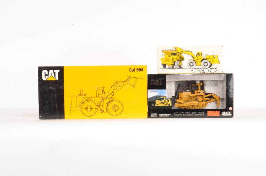 Caterpillar Items Lot Of 3 at Davenport 2016 as T422 Mecum Auctions