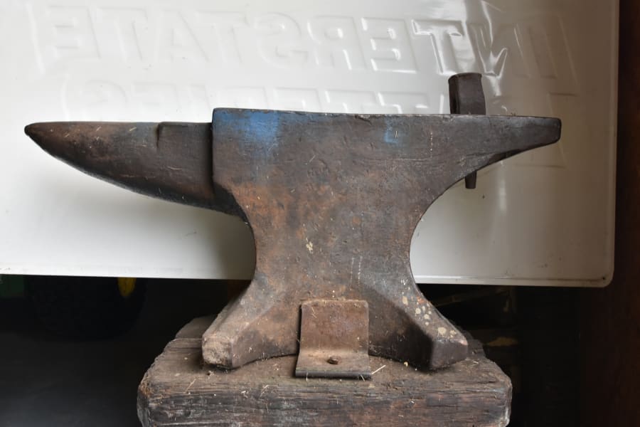 Big Anvil for Sale at Auction Mecum Auctions