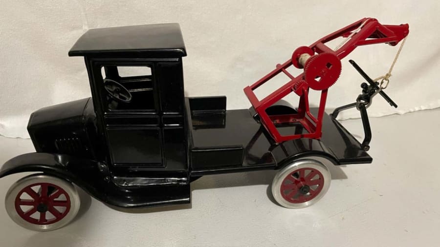 1920s Buddy L Flivier Wrecker at Gone Farmin' Fall Premier 2021 as Z321