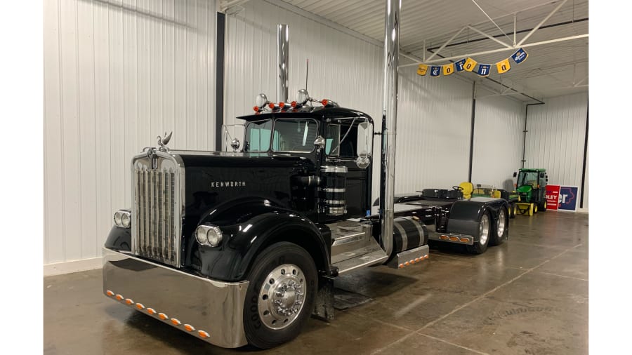 1961 Kenworth W925 Day Cab for Sale at Auction Mecum Auctions