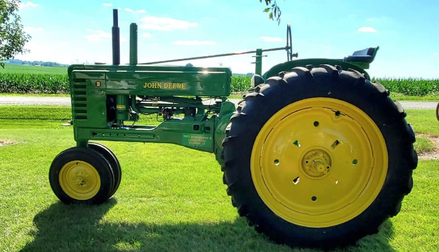1951 John Deere B for Sale at Auction Mecum Auctions