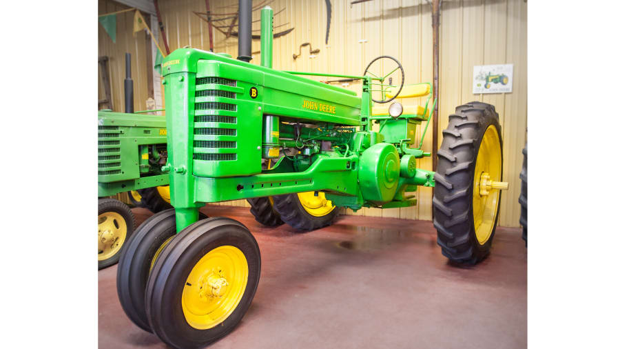 1948 John Deere B for Sale at Auction Mecum Auctions