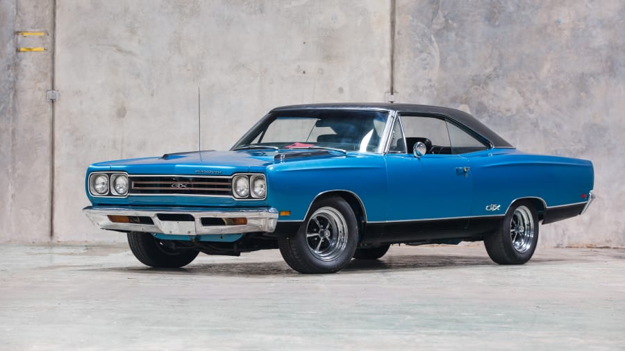 1969 Plymouth Hemi Gtx For Sale At Auction Mecum Auctions