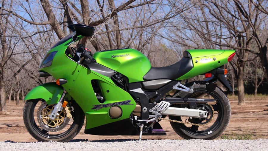 【USED】オシアジガー 2000 2000 Kawasaki Ninja ZX12R For Sale At Auction - Mecum Auctions