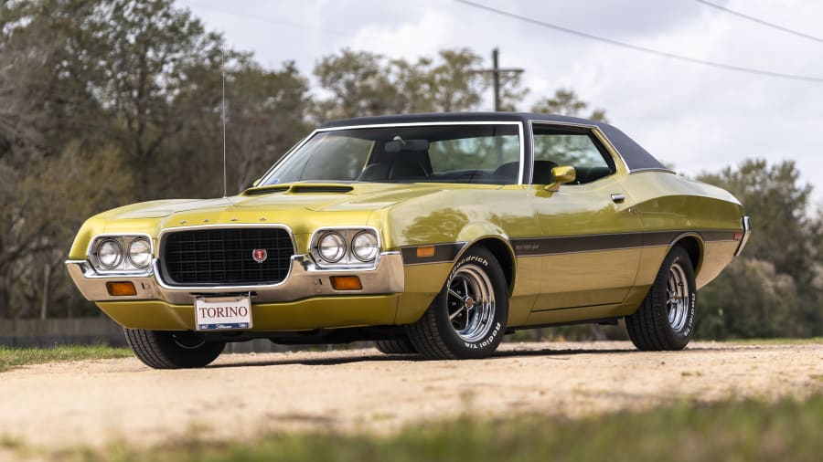 File:Ford Gran Torino 1972 Hirschaid-20220709-RM-111352.jpg - Wikimedia  Commons