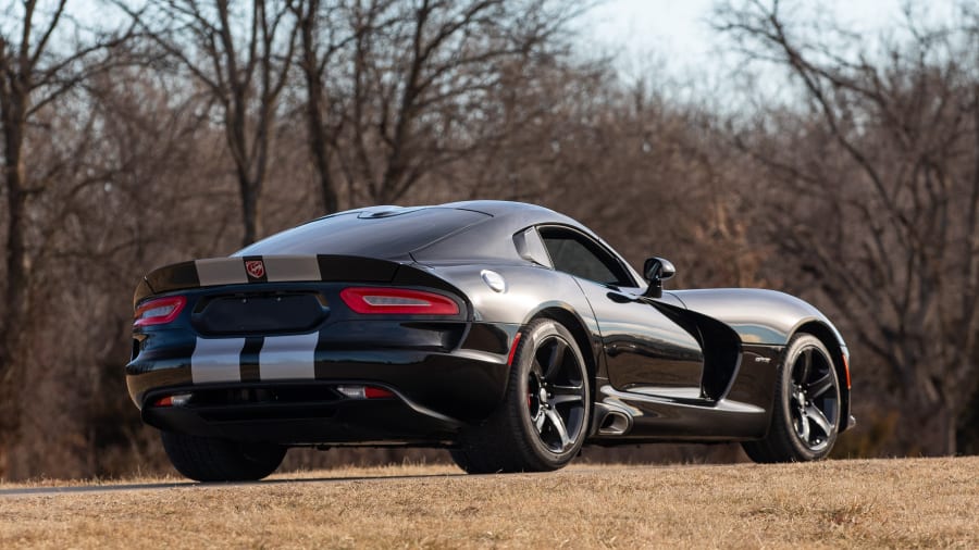 2022 dodge srt viper