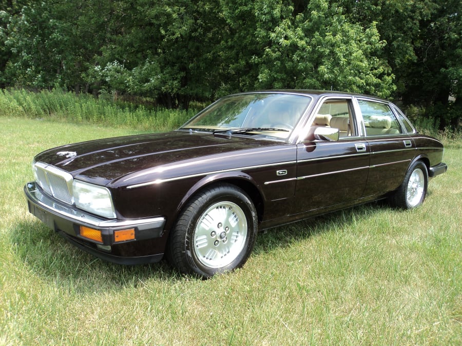 1994 Jaguar Xj6 Vanden Plas For Sale At Auction Mecum Auctions 8711