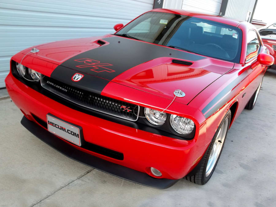 2010 Dodge Challenger Rt Coupe For Sale At Auction Mecum Auctions