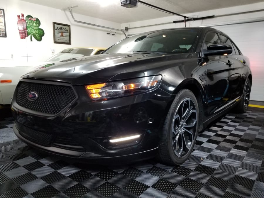 2013 Ford Taurus SHO at Kansas City 2019 as S253 Mecum Auctions