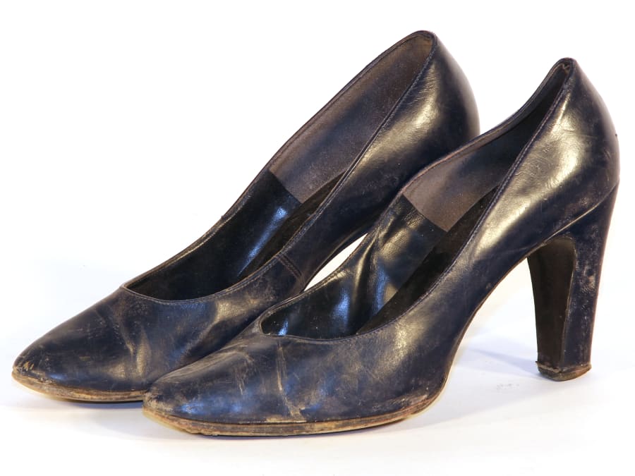 Carmelita Pope Dress Shoes for Sale at Auction - Mecum Auctions