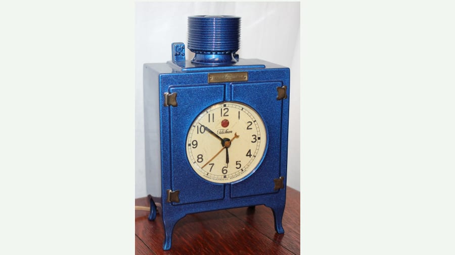 General Electric Telechron Monitor Refrigerator Clock for Sale at