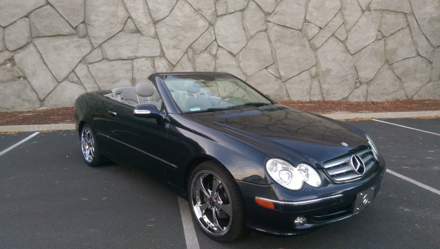 2004 MercedesBenz CLK320 Convertible for Sale at Auction Mecum Auctions