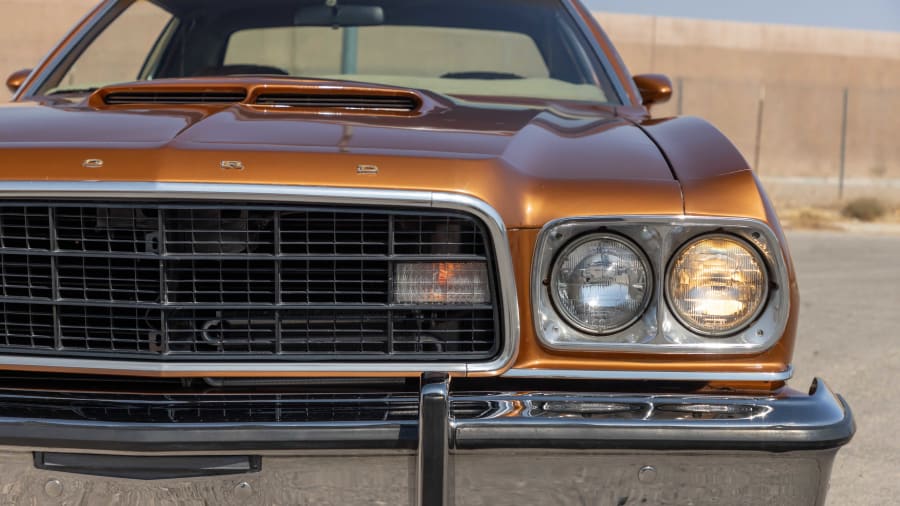 File:1973 Ford Torino Grand Turismo Sport (10113103275).jpg - Wikimedia  Commons