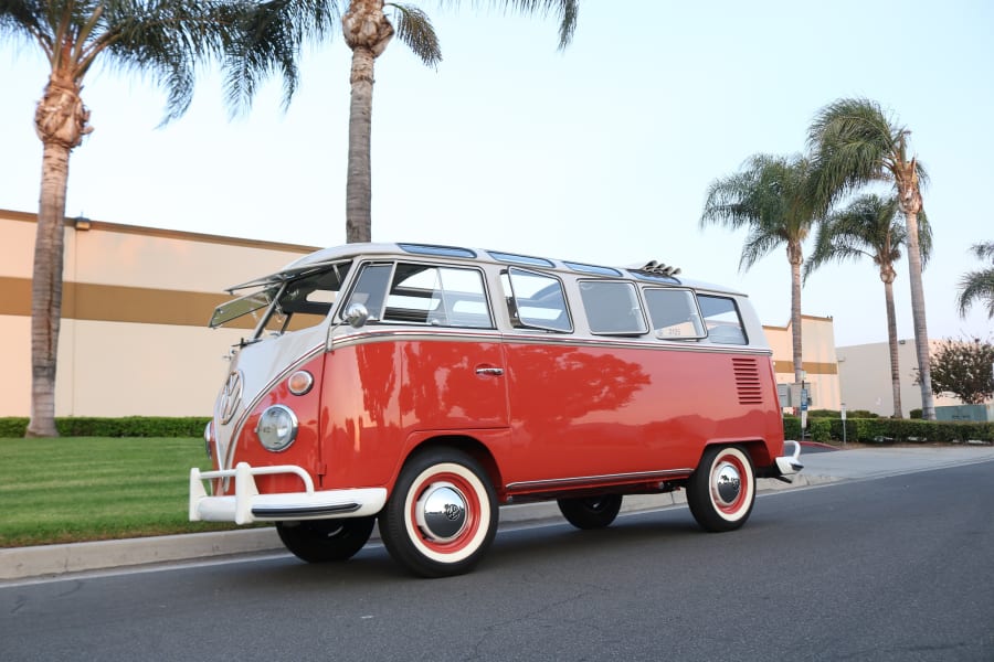 1965 Volkswagen Type II Bus for Sale at Auction - Mecum Auctions