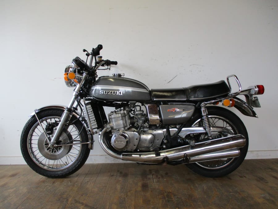 1975 Suzuki GT 750