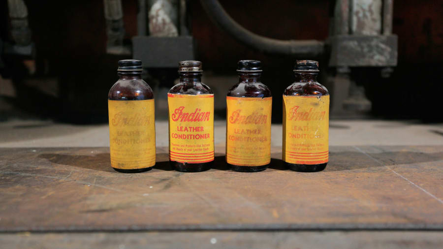 Indian Motorcycle Leather Conditioner 2x4, Lot Of 4 at Las Vegas