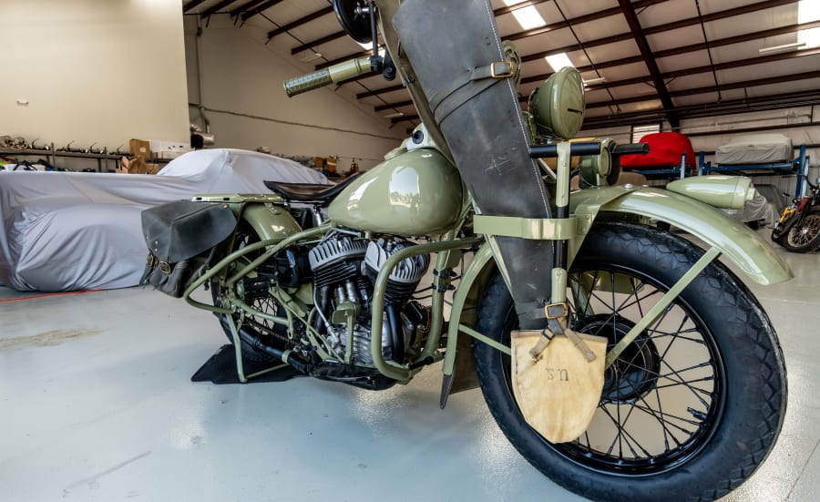 Harley Davidson ミリタリー【非売品】 1938 Harley-Davidson Military Bike For Sale At Auction