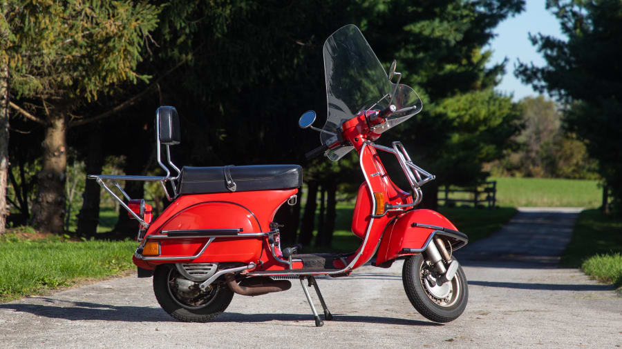 1977 Vespa P200E at Las Vegas Motorcycles 2020 as W8.1 Mecum Auctions