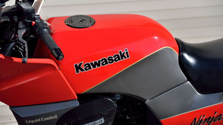 1984 Kawasaki Zx900a For Sale At Auction - Mecum Auctions