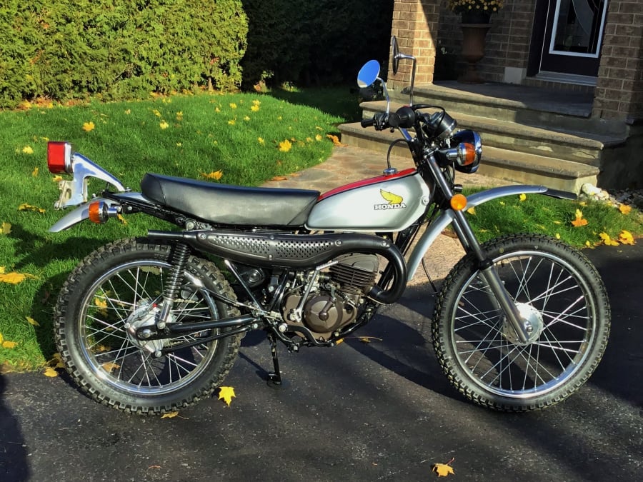 Honda mt125 deals