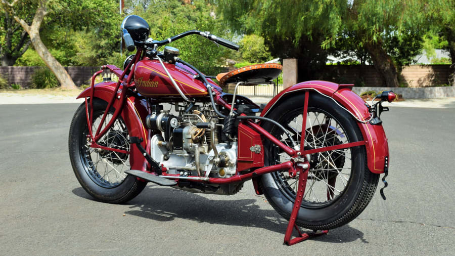 所さん⭐INDIAN FOUR 1932 直列4気筒エンジン搭載 所さん⭐INDIAN FOUR 1932 直列4気筒エンジン搭載