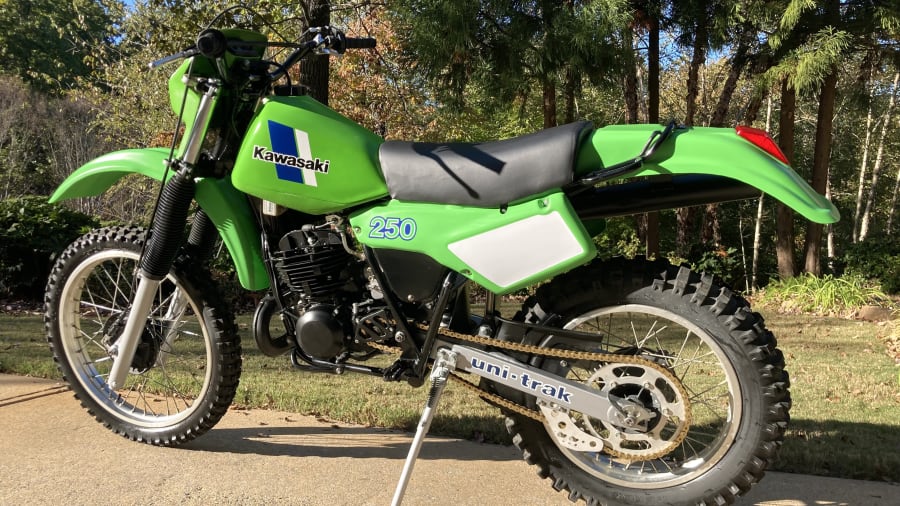 Kch 1983 Kawasaki KX250 (C1) (since late-year 1982) specs review
