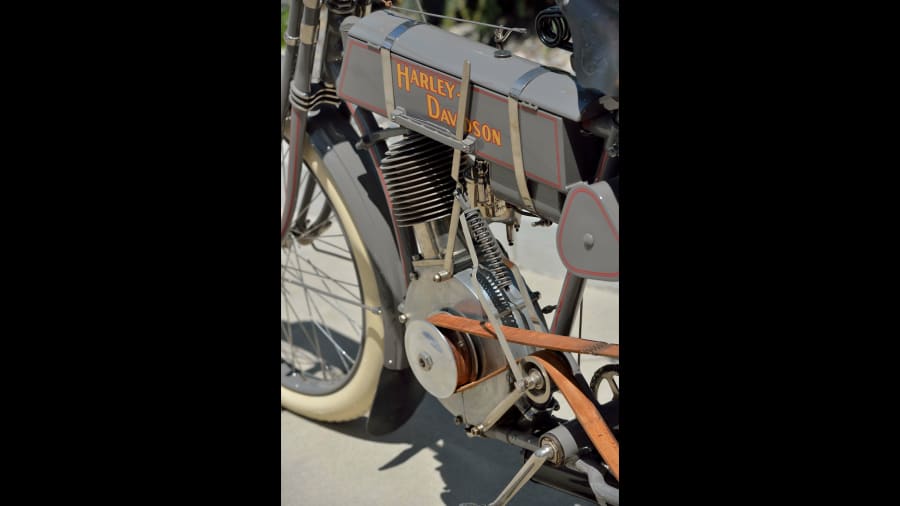 Sold for $935,000: 1908 Harley-Davidson Strap Tank! – BikeBound