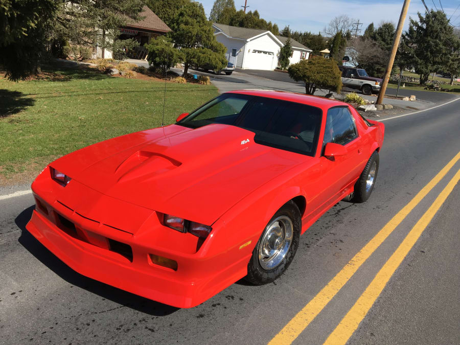 1987 Chevrolet Camaro IROC-Z at Harrisburg 2019 as F255 - Mecum Auctions