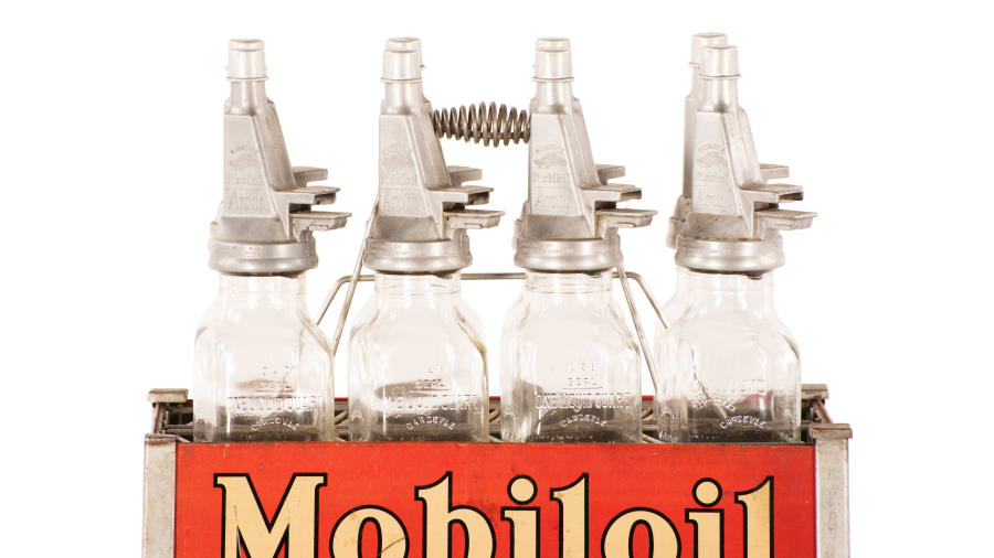 Mobiloil Arctic Filpruf Oil Bottles With Rack 18.5x22x10.5 for 