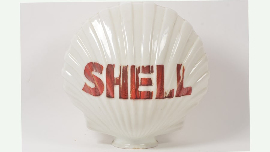 Shell 1 PC Cast Clamshell 20 Inch for Sale at Auction Mecum Auctions